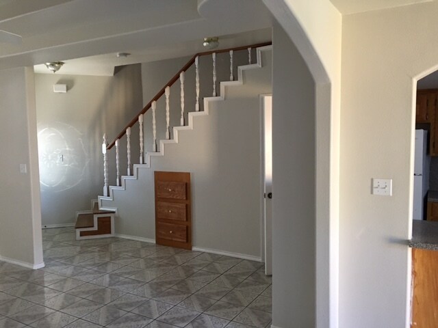 Building Photo - 2712 Melanie Dr