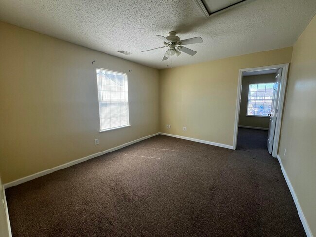 Building Photo - 1464 Ruger Dr