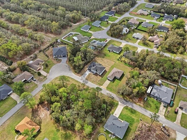 Building Photo - 13975 SW 27 Ct Rd