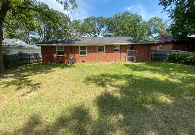 Building Photo - 2914 Ramsey Rd