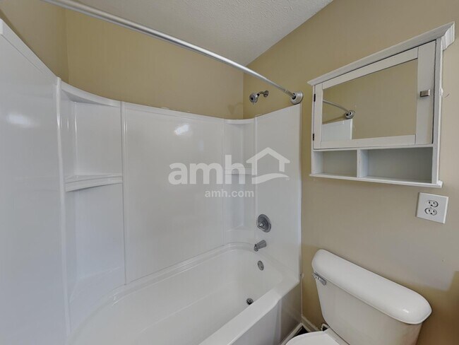 Building Photo - 6652 Decatur Commons