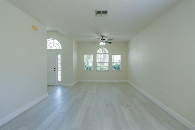Building Photo - 3973 Andover Cay Blvd