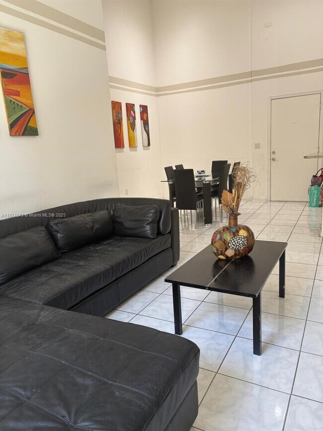 Building Photo - 18800 NE 29th Ave