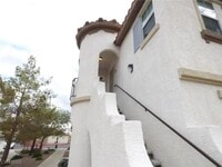 Building Photo - 50 Aura de Blanco St