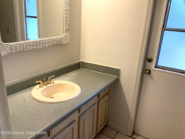 Building Photo - 1170 Briar Run Cir