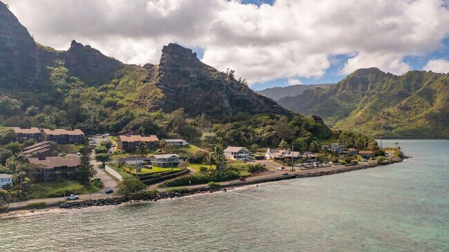 Building Photo - Epic Ocean-View 1bd at Makaua Village — Fully Renovated, Furnished, 2 Parking