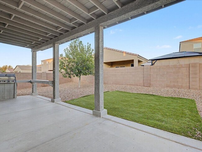 Building Photo - 7441 Via Casa Elegante