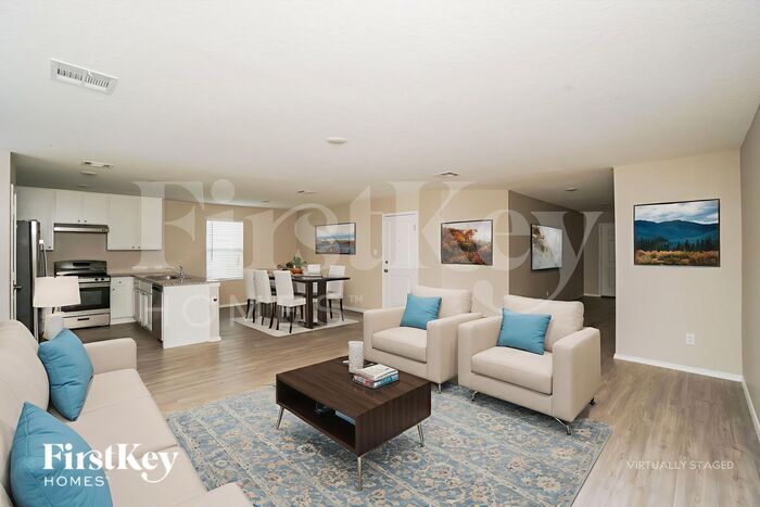 Building Photo - 2425 Double Oak Dr