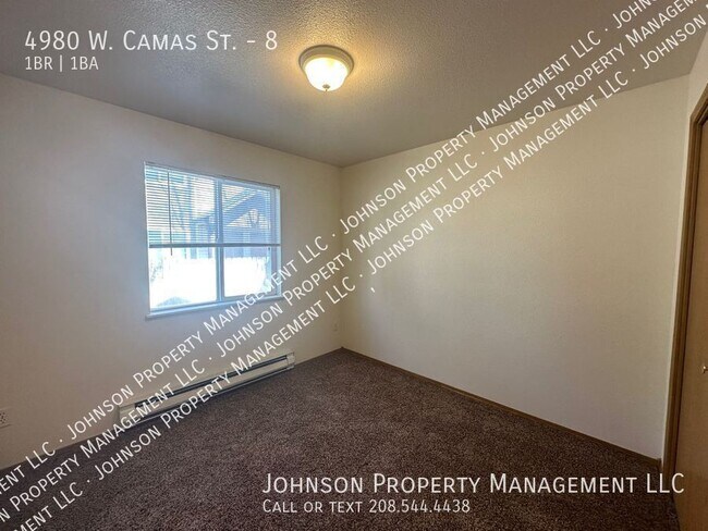Building Photo - 4980 W Camas St