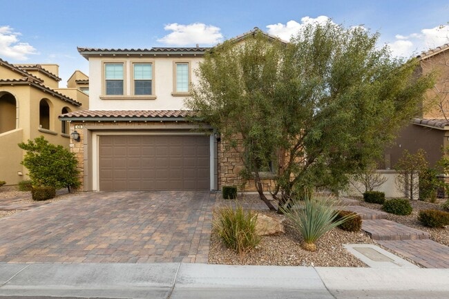 Building Photo - Luxury Dream Home with Unmatched Views and Resort-Style Amenities