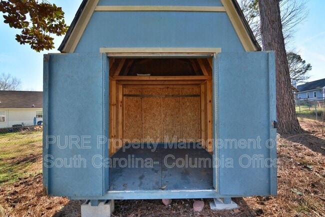 Building Photo - 213 Puller Ct