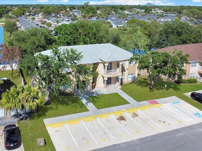 Building Photo - 206 Majors Ln