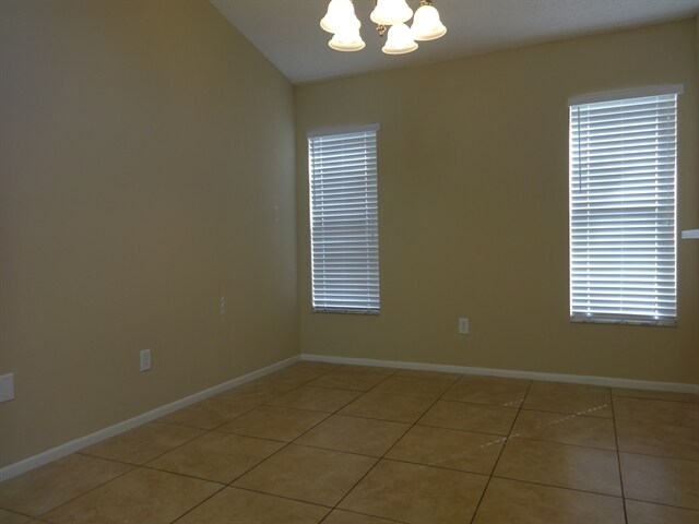 Building Photo - 96 Knights Hollow Dr