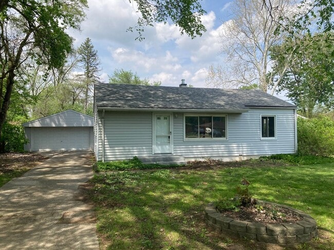 Building Photo - 7101 Reber Dr