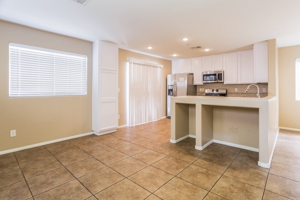 Building Photo - 3012 Sunrise Bay Ave