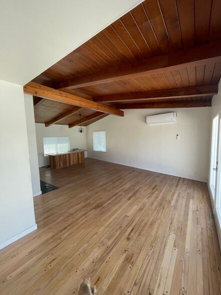 Building Photo - 5741 E 23rd St