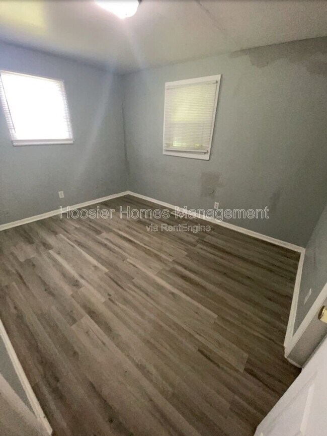 Building Photo - 712 N Linwood Ave