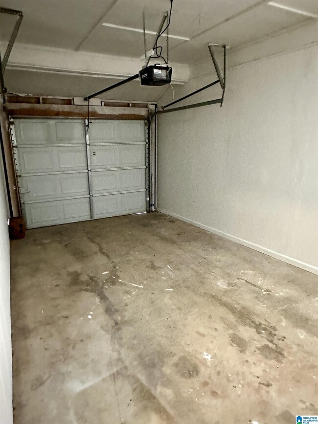 Building Photo - 2413 Pentland Dr