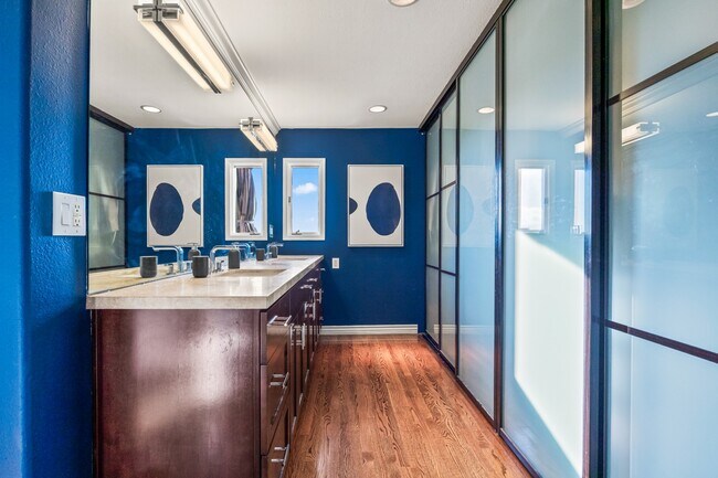 Building Photo - 4452 Caminito Fuente