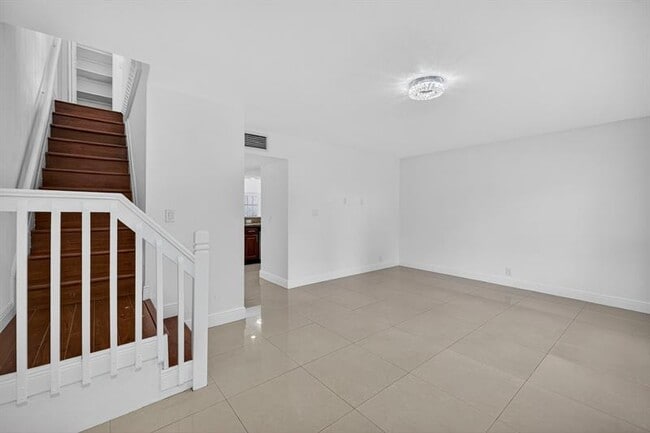 Building Photo - 7506 NW 75th St