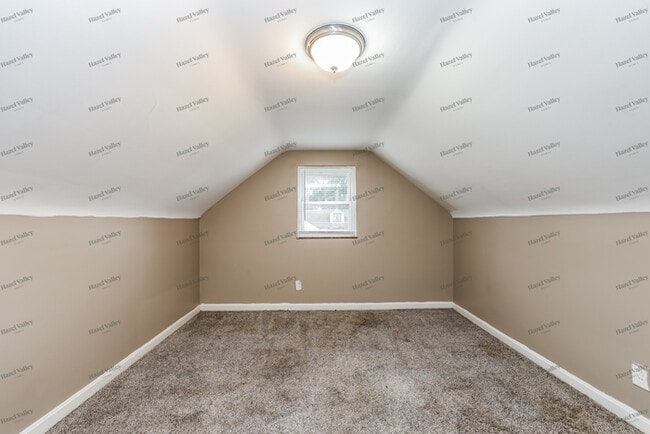 Building Photo - 2032 Dallas Ave