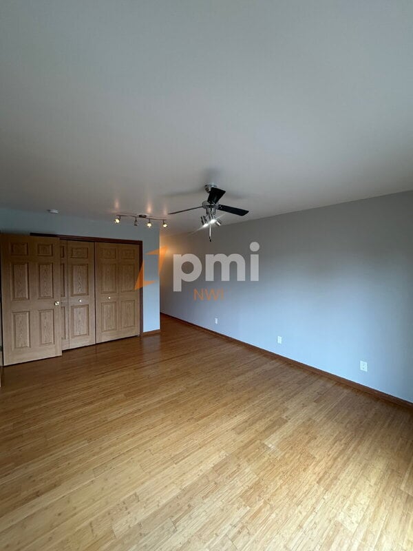 Building Photo - 162 Mallard Pointe Dr
