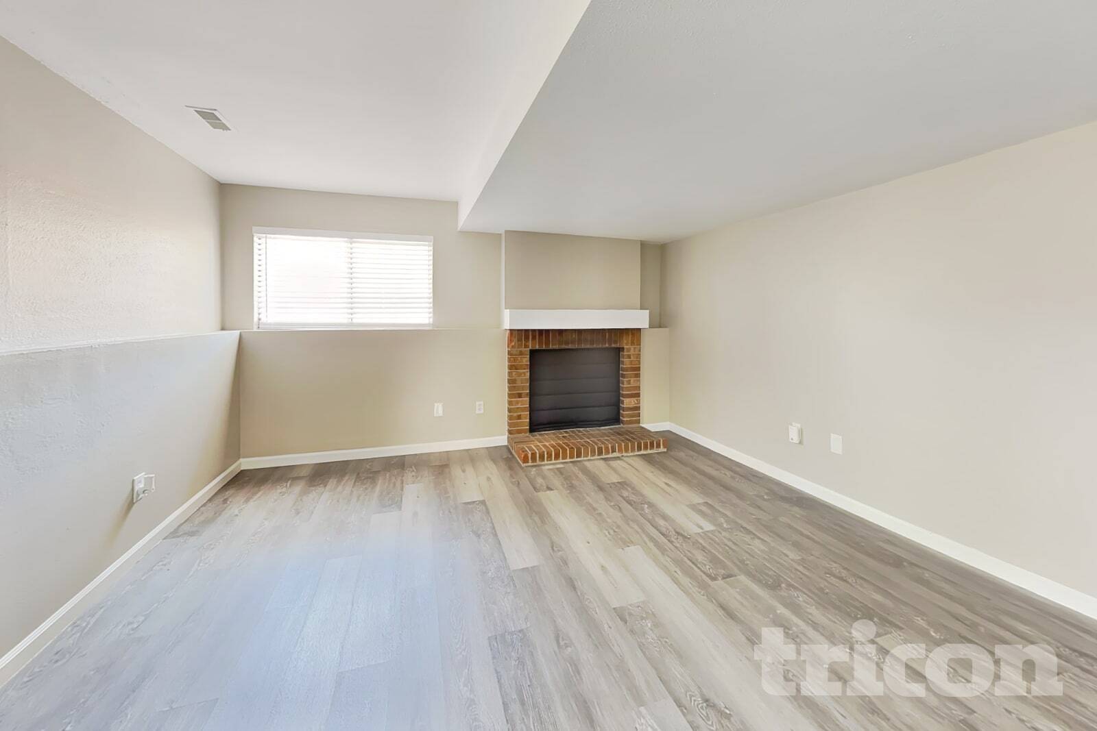 Building Photo - 16890 Blue Mist Cir