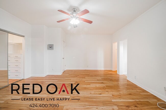 Building Photo - 1056 Normandie Ave