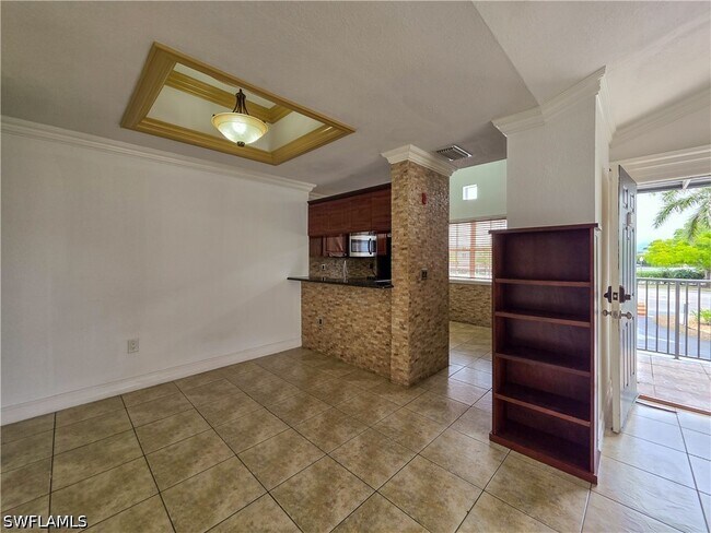 Building Photo - 3407 Winkler Ave