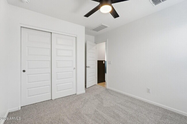 Building Photo - 12168 E Sunflower Ln