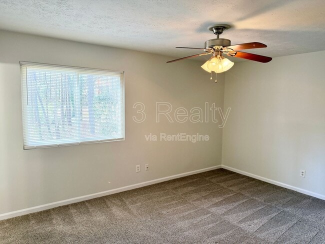 Building Photo - 3237 Brisbane Way