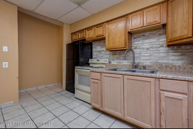 Building Photo - 118 St Frances Cabrini Ave