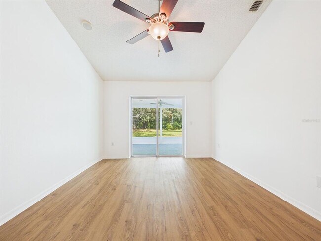 Building Photo - 9434 Holnwon Ct