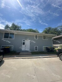 Building Photo - 4118 N Jackson Ave