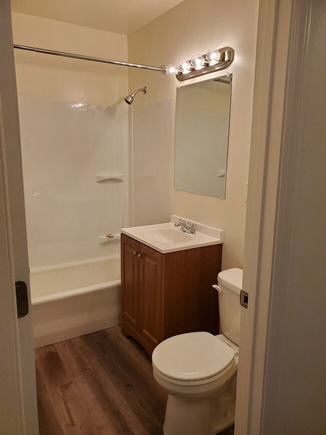 Building Photo - Duplex