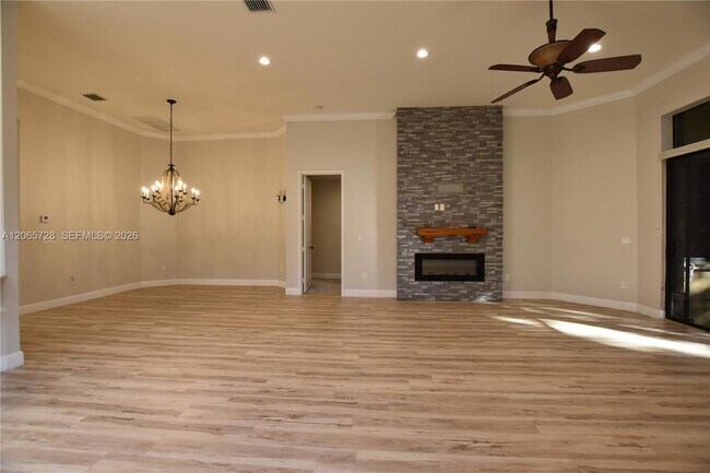 Building Photo - 10086 Noceto Way