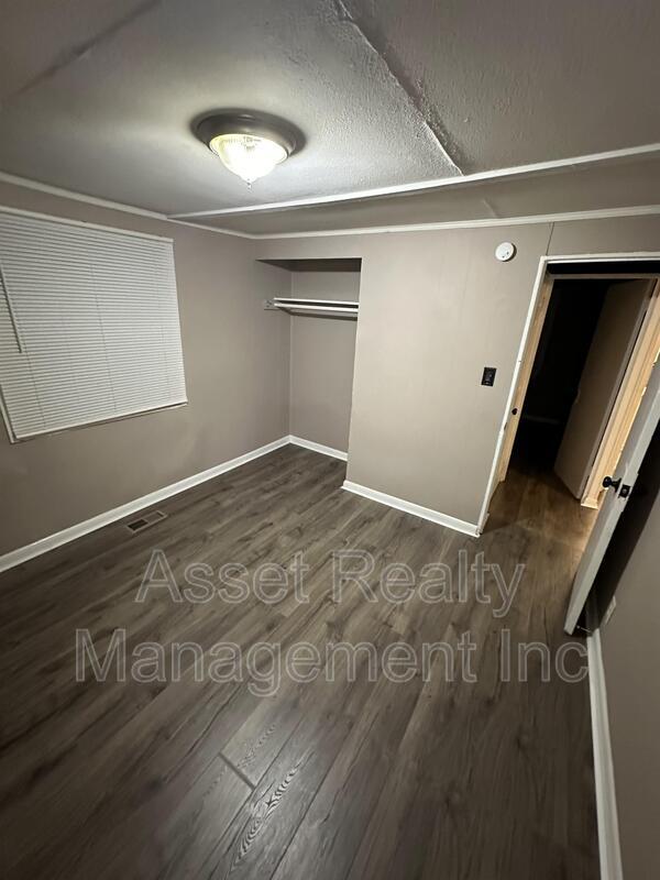 Building Photo - 408 Hassler Mill Rd