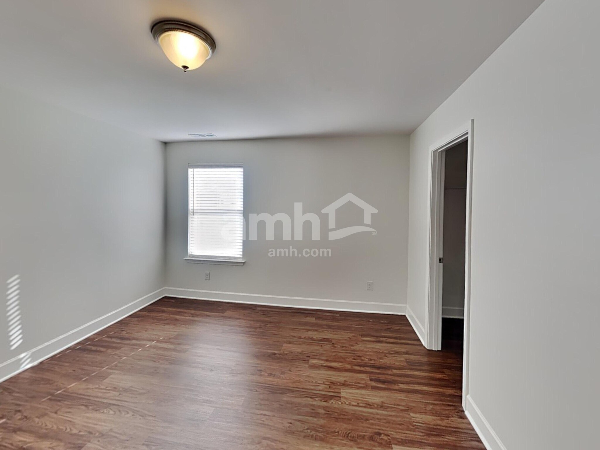 Building Photo - 413 Bluewater Dr