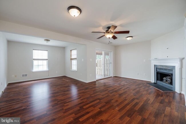 Building Photo - 5319 Waldo Dr