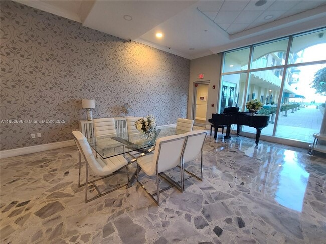 Building Photo - 2501 S Ocean Dr