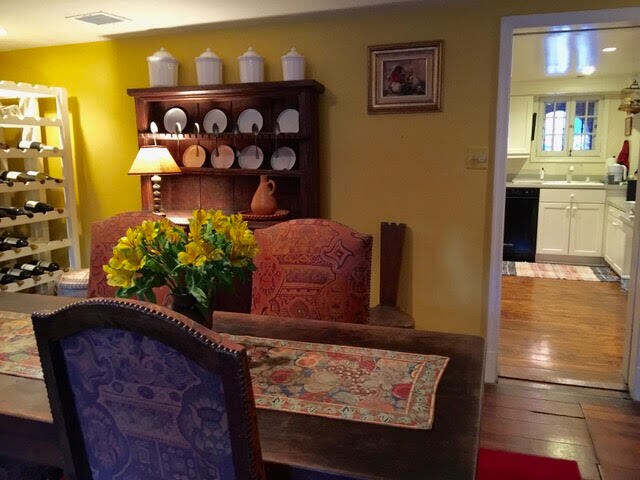 Building Photo - 1310 33rd St NW