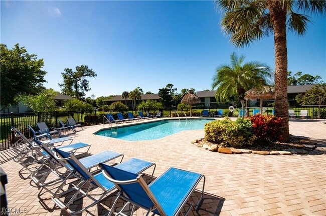 Building Photo - 1208 Commonwealth Cir