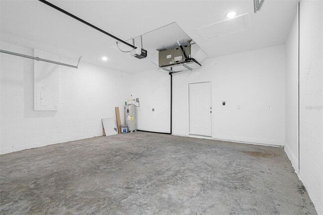 Building Photo - 309 Bream Cir