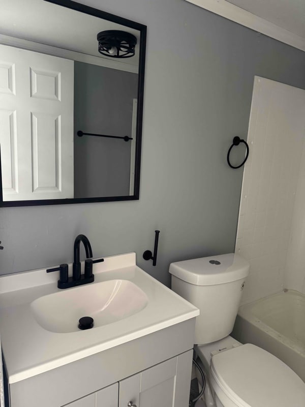 Building Photo - 104 Bunk Dr