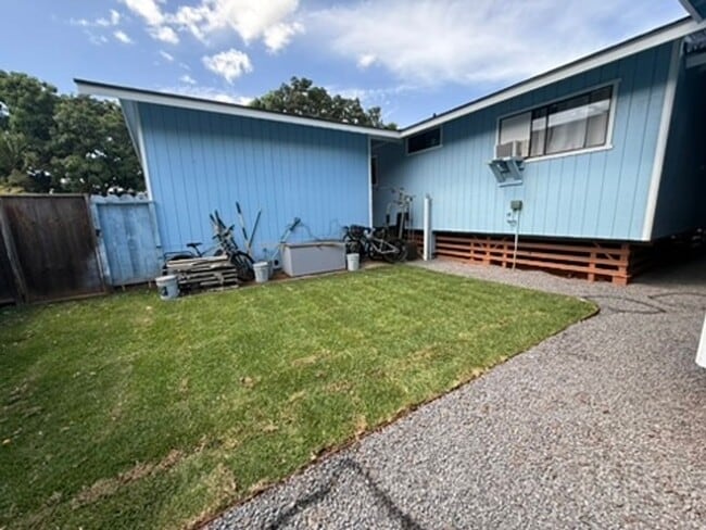 Building Photo - Unfurnished Pet Friendly 2 bed/1 bath - Wa...