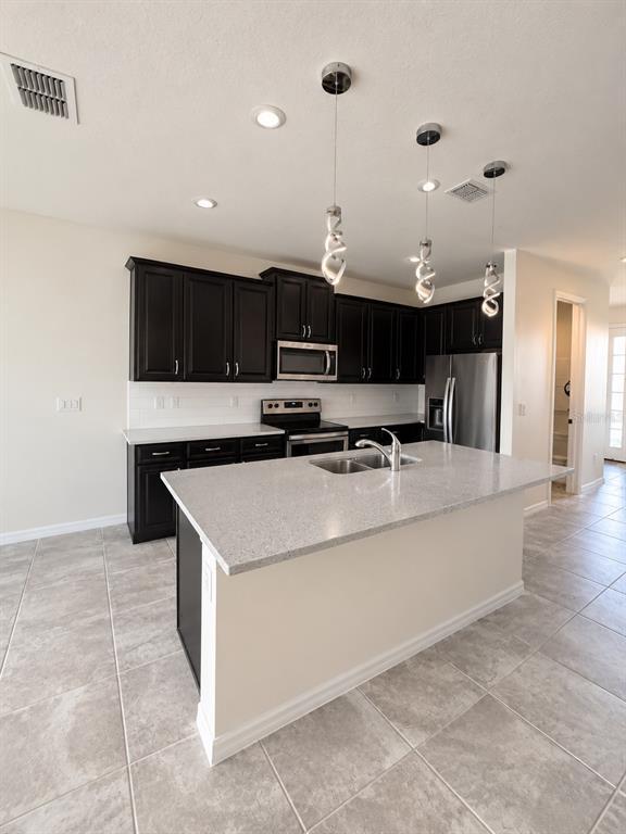 Building Photo - 2440 Varenna Loop