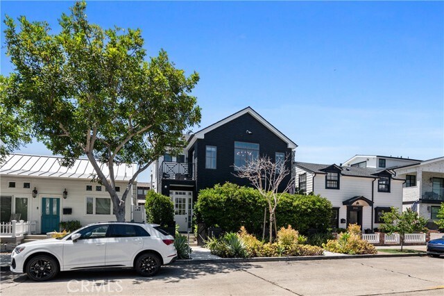 Building Photo - 2037 E Ocean Blvd
