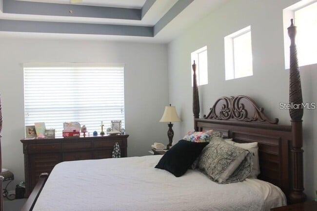 Building Photo - 21745 Garden Walk Loop