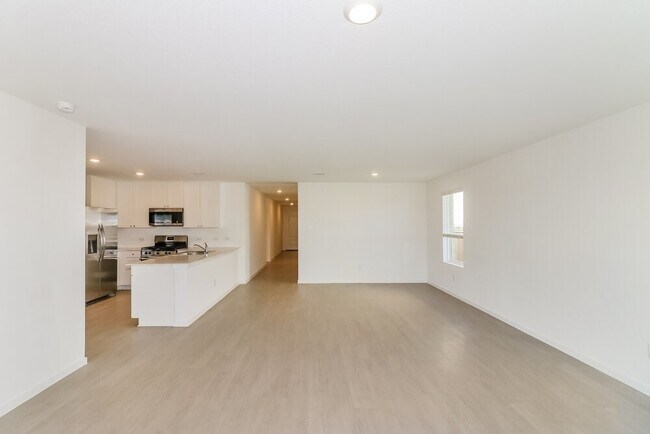 Building Photo - 460 San Miguel Crk Dr