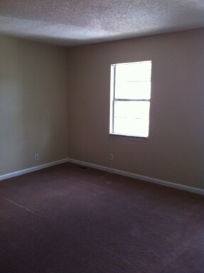 Building Photo - 104 Greenland Ct